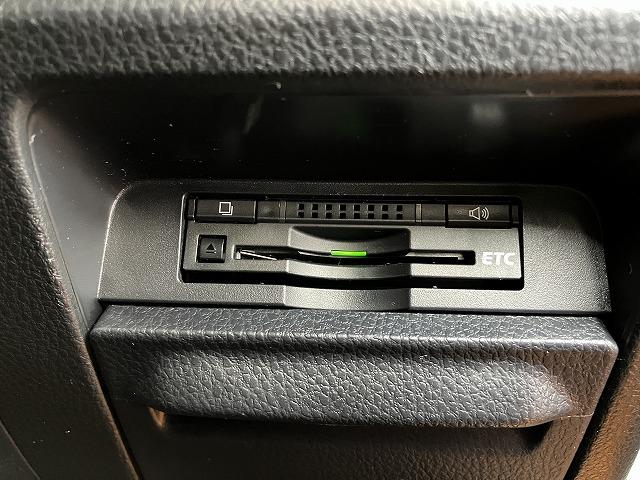ヴォクシーＺＳ　煌II衝突被害軽減ブレーキシステム　３列シート　ドラレコ　両側オートスライドドア　ステアリングスイッチ　リヤエアコン　ＥＴＣ　Ｐスタート　車線逸脱警告装置　オートハイビーム　キーフリー（神奈川県）の中古車