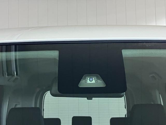 トールカスタムＧ　ＳＡIIスマアシ　パノラマモニター対応　両側オートスライドドア　ステアリングスイッチ　クルーズコントロール　後席モニター　Ｐスタート　アイドリングストップ　キーフリー（神奈川県）の中古車