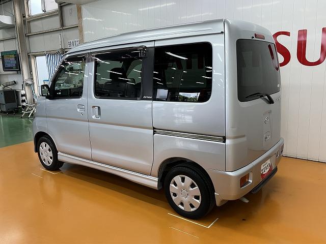 アトレーワゴンスローパー　リヤシートレス仕様＋折り畳み補助シート福祉車両　車いす乗車　電動ウインチ　両側スライドドア　ナビ　オートエアコン　光軸調整ダイヤル　電動格納ミラー　後席補助座席　キーレス（神奈川県）の中古車