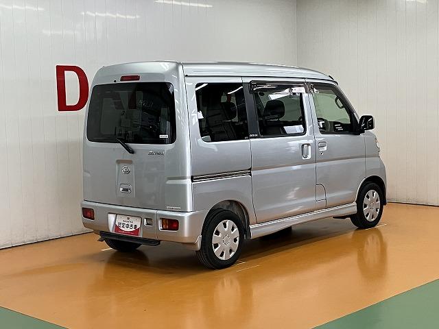 アトレーワゴンスローパー　リヤシートレス仕様＋折り畳み補助シート福祉車両　車いす乗車　電動ウインチ　両側スライドドア　ナビ　オートエアコン　光軸調整ダイヤル　電動格納ミラー　後席補助座席　キーレス（神奈川県）の中古車