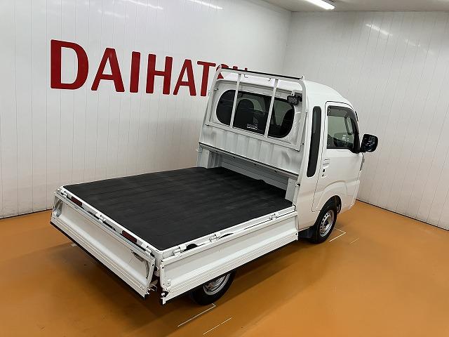ハイゼットトラックジャンボエクストラサポカーＳワイド適合　ドラレコ　三方開　Ｂカメラ　ゴムマット　ＣＶＴ　エアコン　Ｐスタート　ＵＳＢ接続端子　ＥＴＣ　アイドリングストップ　コーナーセンサー　荷台作業灯　電動格納ミラー　キーフリー（神奈川県）の中古車