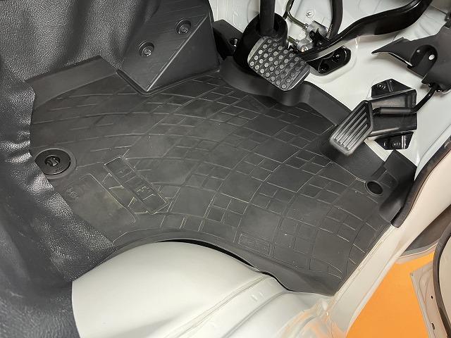 ハイゼットトラックジャンボエクストラサポカーＳワイド適合　ドラレコ　三方開　Ｂカメラ　ゴムマット　ＣＶＴ　エアコン　Ｐスタート　ＵＳＢ接続端子　ＥＴＣ　アイドリングストップ　コーナーセンサー　荷台作業灯　電動格納ミラー　キーフリー（神奈川県）の中古車
