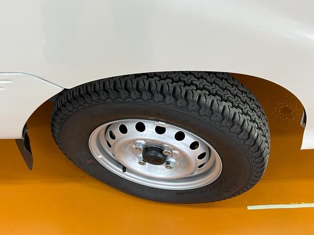 ハイゼットトラックジャンボ４ＷＤ　三方開　荷台作業灯　フォグランプ　ラジオ　エアコン　ＥＴＣ　パワーステアリング　パワーウインドウ　光軸調整ダイヤル　キーレス（神奈川県）の中古車