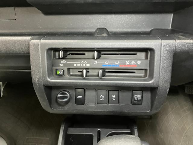 ハイゼットトラックスタンダードＳＡIIIｔ４ＷＤ　サポカーＳワイド適合　ラジオ　エアコン　横滑り防止機能　誤発進抑制機能　光軸調整ダイヤル　ＥＴＣ　パワーステアリング（神奈川県）の中古車