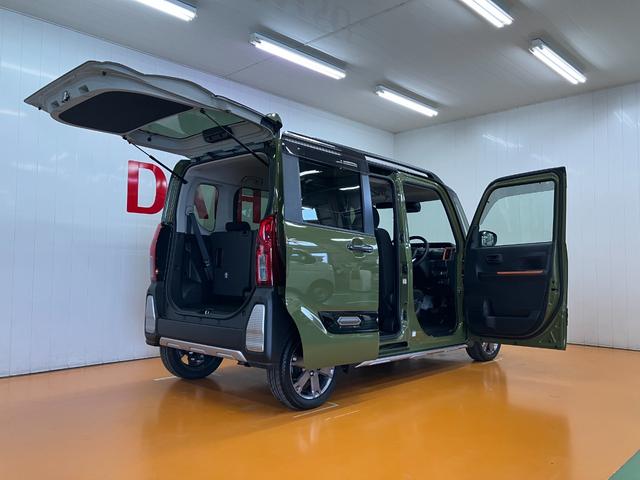 タントファンクロスターボ４ＷＤ　サポカーＳワイド適合　ミラクルオープンドア　両側オートスライドドア　パノラマモニター対応　ＥＴＣ　ドラレコ　電動パーキングブレーキ　ステアリングスイッチ　シートヒーター　キーフリー（神奈川県）の中古車