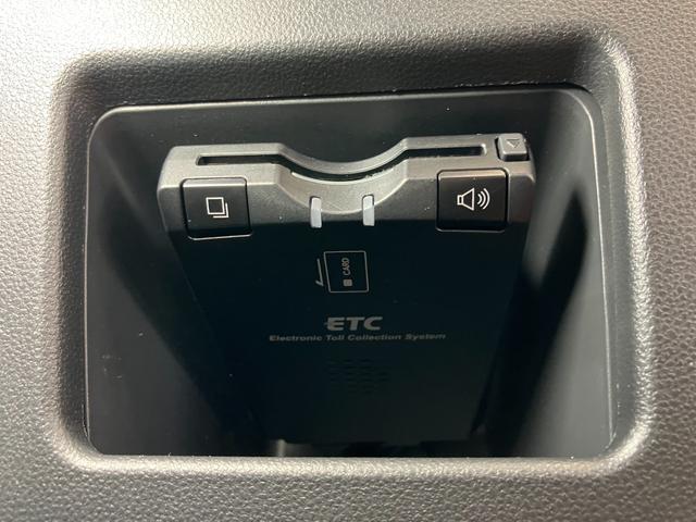 タントカスタムＲＳ　ＳＡスマアシ　ミラクルオープンドア　両側オートスライドドア　エコアイドル　ステアリングスイッチ　ＵＳＢ接続端子　Ｐスタート　エコアイドル　ＥＴＣ　Ｂカメラ　キーフリー（神奈川県）の中古車
