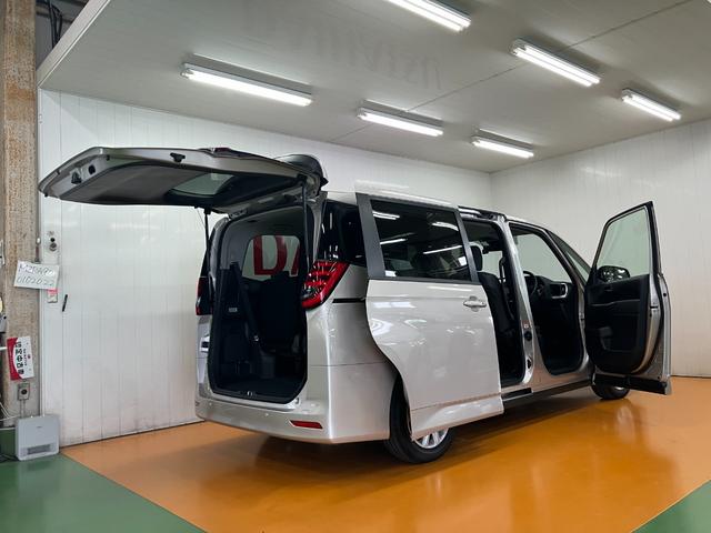 ノアＧ衝突被害軽減ブレーキシステム　３列シート　ドラレコ　全方位モニター　クルーズコントロール　電動パーキングブレーキ　Ｐスタート　両側オートスライドドア　エマージェンシースイッチ　ＥＴＣ　キーフリー（神奈川県）の中古車