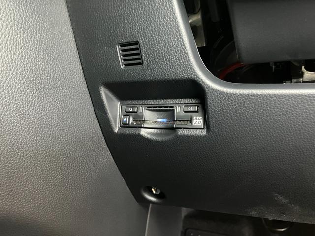 ノアＧ衝突被害軽減ブレーキシステム　３列シート　ドラレコ　全方位モニター　クルーズコントロール　電動パーキングブレーキ　Ｐスタート　両側オートスライドドア　エマージェンシースイッチ　ＥＴＣ　キーフリー（神奈川県）の中古車