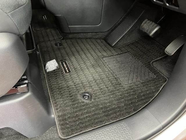 ノアＧ衝突被害軽減ブレーキシステム　３列シート　ドラレコ　全方位モニター　クルーズコントロール　電動パーキングブレーキ　Ｐスタート　両側オートスライドドア　エマージェンシースイッチ　ＥＴＣ　キーフリー（神奈川県）の中古車