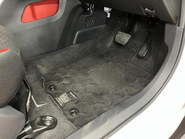 ロッキーＧ４ＷＤ　サポカーＳワイド適合　パノラマモニター対応　ドラレコ　全車速追従機能付ＡＣＣ　ステアリングスイッチ　シートヒーター　ＵＳＢ接続端子　横滑り防止機能　誤発進抑制機能　コーナーセンサー　キーフリー（神奈川県）の中古車