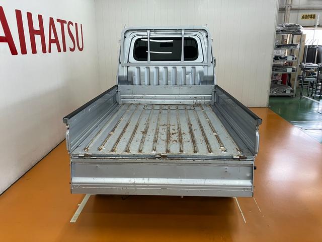 ハイゼットトラックローダンプ４ＷＤ　５段マニュアルシフト　三方開　ラジオ　エアコン　電動モーター式　フォグランプ　光軸調整ダイヤル　パワーステアリング（神奈川県）の中古車