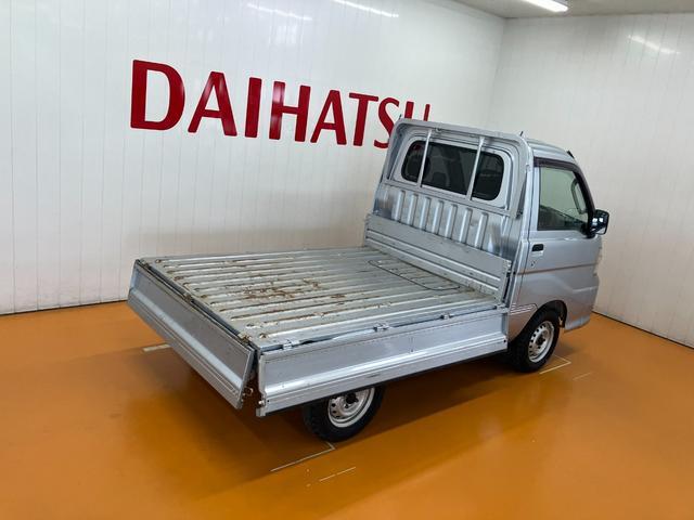 ハイゼットトラックローダンプ４ＷＤ　５段マニュアルシフト　三方開　ラジオ　エアコン　電動モーター式　フォグランプ　光軸調整ダイヤル　パワーステアリング（神奈川県）の中古車