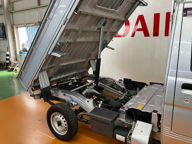 ハイゼットトラックローダンプ４ＷＤ　５段マニュアルシフト　三方開　ラジオ　エアコン　電動モーター式　フォグランプ　光軸調整ダイヤル　パワーステアリング（神奈川県）の中古車