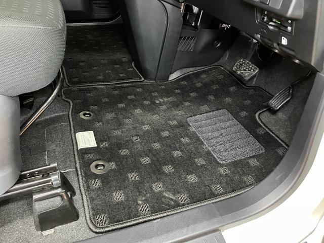 トールカスタムＧ　ターボサポカーＳワイド適合　ドラレコ　両側オートスライドドア　全車速追従機能付ＡＣＣ　電動パーキングブレーキ　パノラマモニター対応　ＵＳＢ接続端子　Ｐスタート　コーナーセンサー　キーフリー（神奈川県）の中古車