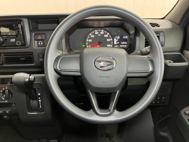 ハイゼットカーゴクルーズ４ＷＤ　サポカーＳワイド適合　エアコン　アプリケーションソケット　インナーミラー　Ｐスタート　コーナーセンサー　横滑り防止機能　誤発進抑制機能　電動格納ミラー　パワーウインドウ　Ｂカメラ　キーフリー（神奈川県）の中古車