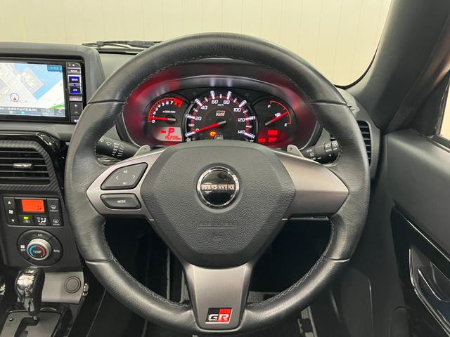 コペンＧＲ　スポーツオープンカー　二人乗　アクティブトップ　レカロ製スポーツシート　ＭＯＭＯ製ステアリングホイール　ＢＢＳ製アルミホイール　Ｂカメラ　　パドルシフト　Ｐスタート　シートヒーター　ＥＴＣ　ＵＳＢ接続端子（神奈川県）の中古車