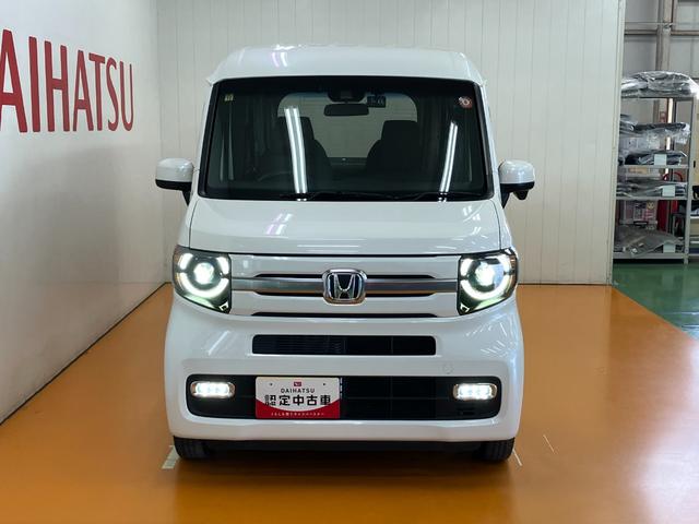 Ｎ−ＶＡＮ＋スタイルファン　ホンダセンシング６段マニュアルシフト　衝突被害軽減ブレーキシステム　ドラレコ　フルフラット　ステアリングスイッチ　オートエアコン　ＵＳＢ接続端子　電動格納ミラー　パワーウインドウ（神奈川県）の中古車