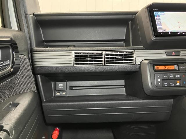 Ｎ−ＶＡＮ＋スタイルファン　ホンダセンシング６段マニュアルシフト　衝突被害軽減ブレーキシステム　ドラレコ　フルフラット　ステアリングスイッチ　オートエアコン　ＵＳＢ接続端子　電動格納ミラー　パワーウインドウ（神奈川県）の中古車