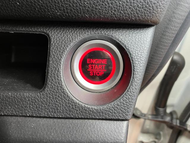 Ｎ−ＶＡＮ＋スタイルファン　ホンダセンシング６段マニュアルシフト　衝突被害軽減ブレーキシステム　ドラレコ　フルフラット　ステアリングスイッチ　オートエアコン　ＵＳＢ接続端子　電動格納ミラー　パワーウインドウ（神奈川県）の中古車