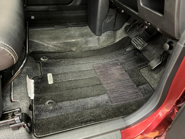 タントカスタムＲＳ　トップエディションＶＳ　ＳＡIIIサポカーＳワイド適合　ミラクルオープンドア　パノラマモニター対応　ＥＴＣ　ドラレコ　両側オートスライドドア　ＵＳＢ接続端子　ステアリングスイッチ　運転席シートヒーター　Ｐスタート　キーフリー（神奈川県）の中古車
