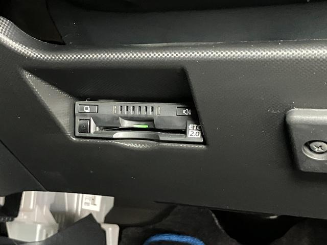 ロッキープレミアムＧ　ＨＥＶサポカーＳワイド適合　ドラレコ　ハイブリッド　電動パーキングブレーキ　ＵＳＢ接続端子　ステアリングスイッチ　全車速追従機能付ＡＣＣ　シートヒーター　Ｓ−ペダル　コーナーセンサー　ＢＳＭ（神奈川県）の中古車