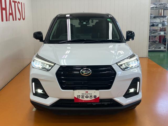 ロッキープレミアムサポカーＳワイド適合　ドラレコ　パノラマモニター対応　ステアリングスイッチ　全車速追従機能付ＡＣＣ　ＵＳＢ接続端子　Ｐスタート　シートヒーター　ブラインドスポットモニター　コーナーセンサー　ＥＴＣ（神奈川県）の中古車