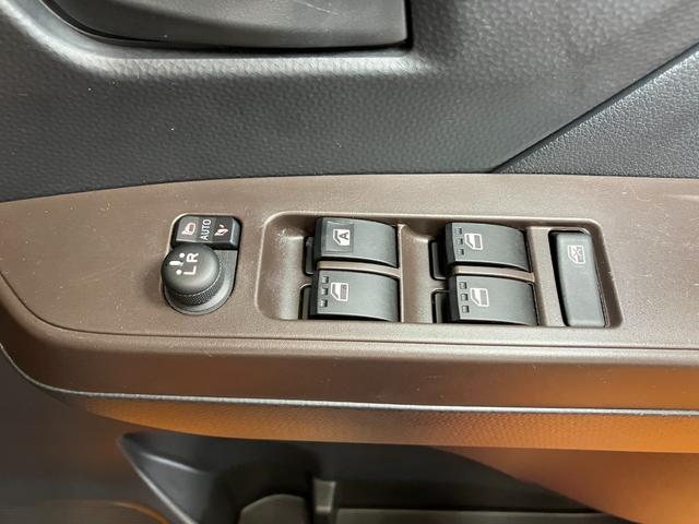 トールＧ　ＳＡIIスマアシ　両側オートスライドドア　クルーズコントロール　Ｐスタート　Ｂカメラ　ステアリングスイッチ　横滑り防止機能　誤発進抑制機能　電動格納ミラー　キーフリー（神奈川県）の中古車