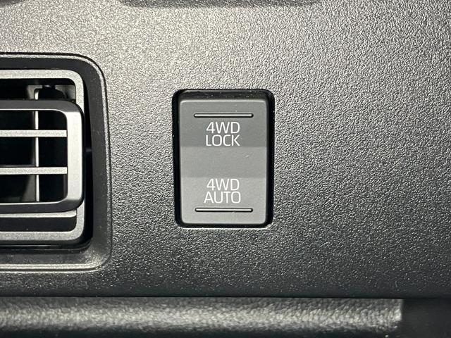 ハイゼットカーゴクルーズ４ＷＤ　サポカーＳワイド適合　オーディオ　エアコン　アプリケーションソケット　Ｐスタート　コーナーセンサー　横滑り防止機能　誤発進抑制機能　電動格納ミラー　パワーウインドウ　キーフリー（神奈川県）の中古車