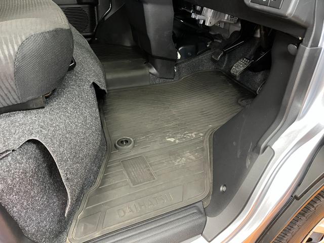 ハイゼットカーゴクルーズ４ＷＤ　サポカーＳワイド適合　オーディオ　エアコン　アプリケーションソケット　Ｐスタート　コーナーセンサー　横滑り防止機能　誤発進抑制機能　電動格納ミラー　パワーウインドウ　キーフリー（神奈川県）の中古車