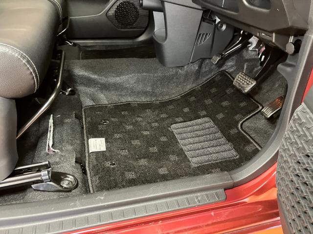 ムーヴカスタム　ＲＳ　ハイパーリミテッドＳＡIIIサポカーＳワイド適合　パノラマモニター対応　ＥＴＣ　オートエアコン　ステアリングスイッチ　Ｐスタート　運転席シートヒーター　アイドリングストップ　オートハイビーム　電動格納ミラー　キーフリー（神奈川県）の中古車