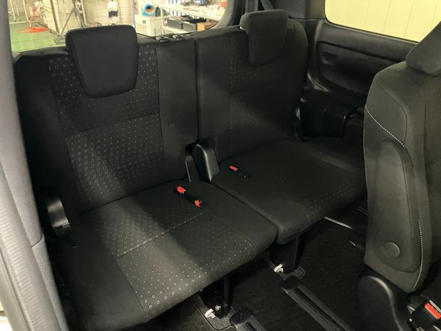 ノアＧ衝突被害軽減ブレーキシステム　ドラレコ　３列シート　ステアリングスイッチ　シートヒーター　デュアルオートエアコン　ＵＳＢ接続端子　クルーズコントロール　キーフリー（神奈川県）の中古車