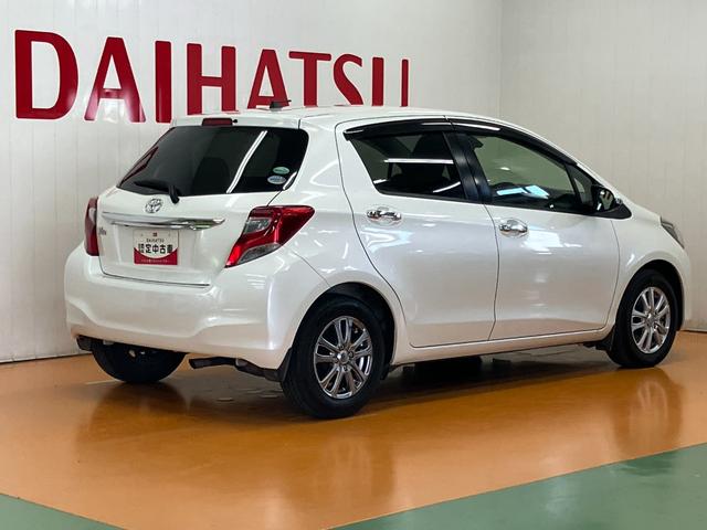 ヴィッツ１．３Ｆ　ＬＥＤエディション衝突被害軽減ブレーキシステム　ＬＥＤヘッドランプ　ドラレコ　Ｂカメラ　ステアリングスイッチ　ナビ　エアコン　Ｐスタート　電動格納ミラー　横滑り防止機能　誤発進抑制機能　レーンアシスト　オートハイビーム（神奈川県）の中古車