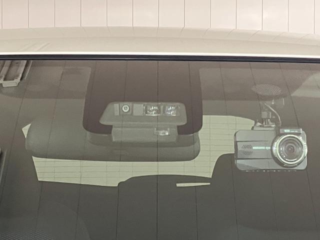 ヴィッツ１．３Ｆ　ＬＥＤエディション衝突被害軽減ブレーキシステム　ＬＥＤヘッドランプ　ドラレコ　Ｂカメラ　ステアリングスイッチ　ナビ　エアコン　Ｐスタート　電動格納ミラー　横滑り防止機能　誤発進抑制機能　レーンアシスト　オートハイビーム（神奈川県）の中古車