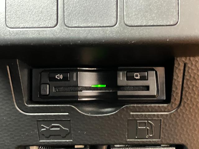 トールカスタムＧ　ＳＡIIスマアシ　ドラレコ　パノラマモニター対応　両側オートスライドドア　クルーズコントロール　ステアリングスイッチ　Ｐスタート　横滑り防止機能　誤発進抑制機能　ＥＴＣ　キーフリー（神奈川県）の中古車