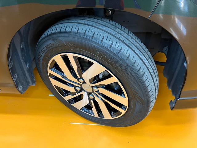 トールカスタムＧ　ＳＡIIスマアシ　ドラレコ　パノラマモニター対応　両側オートスライドドア　クルーズコントロール　ステアリングスイッチ　Ｐスタート　横滑り防止機能　誤発進抑制機能　ＥＴＣ　キーフリー（神奈川県）の中古車