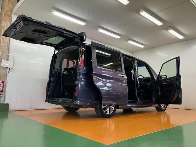 ステップワゴンスパーダスパーダ　ホンダセンシング衝突被害軽減ブレーキシステム　ドラレコ　３列シート　ステアリングスイッチ　クルーズコントロール　Ｐスタート　アイドリングストップ　パドルシフト　両側オートスライドドア　レーンアシスト　ＥＴＣ（神奈川県）の中古車