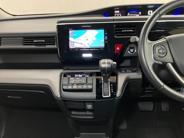 ステップワゴンスパーダスパーダ　ホンダセンシング衝突被害軽減ブレーキシステム　ドラレコ　３列シート　ステアリングスイッチ　クルーズコントロール　Ｐスタート　アイドリングストップ　パドルシフト　両側オートスライドドア　レーンアシスト　ＥＴＣ（神奈川県）の中古車