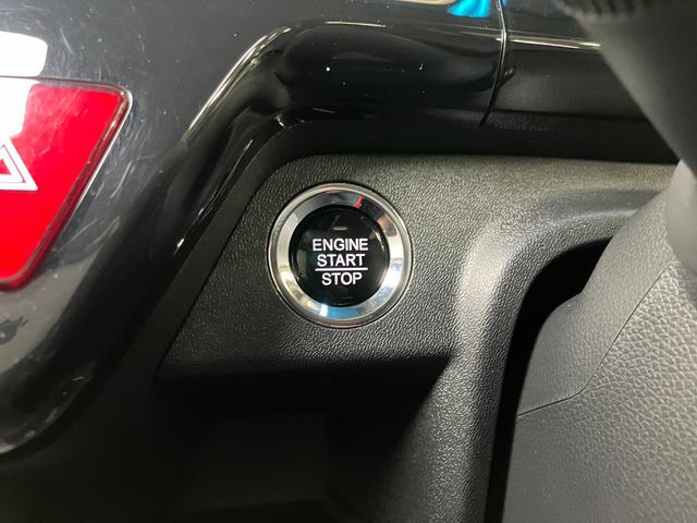 ステップワゴンスパーダスパーダ　ホンダセンシング衝突被害軽減ブレーキシステム　ドラレコ　３列シート　ステアリングスイッチ　クルーズコントロール　Ｐスタート　アイドリングストップ　パドルシフト　両側オートスライドドア　レーンアシスト　ＥＴＣ（神奈川県）の中古車