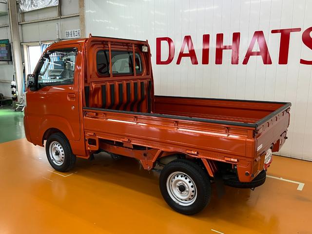ハイゼットトラックＥＸＴ４ＷＤ　三方開　エアコン　オーディオ　光軸調整ダイヤル　荷台作業灯　電動格納ミラー　パワーウインドウ　キーレス（神奈川県）の中古車