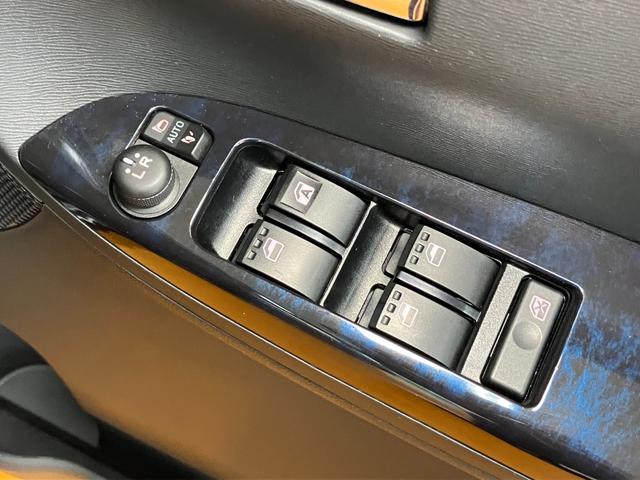タントカスタムＸ　トップエディションＳＡIIスマアシ　ミラクルオープンドア　片側オートスライドドア　ステアリングスイッチ　Ｐスタート　エコアイドル　横滑り防止機能　誤発進抑制機能　Ｂカメラ　ＥＴＣ　キーフリー（神奈川県）の中古車