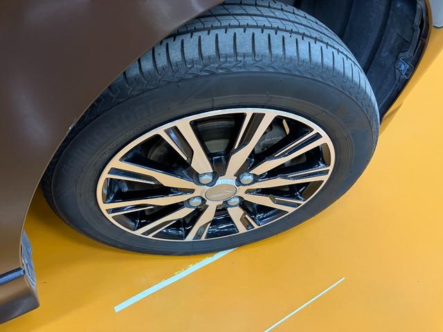 タントカスタムＸ　トップエディションＳＡIIスマアシ　ミラクルオープンドア　片側オートスライドドア　ステアリングスイッチ　Ｐスタート　エコアイドル　横滑り防止機能　誤発進抑制機能　Ｂカメラ　ＥＴＣ　キーフリー（神奈川県）の中古車