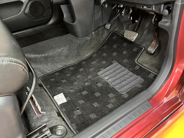ムーヴカスタム　ＲＳ　ハイパーリミテッドＳＡIIIサポカーＳワイド適合　パノラマモニター対応　オートエアコン　ステアリングスイッチ　Ｐスタート　運転席シートヒーター　アイドリングストップ　横滑り防止機能　誤発進抑制機能　電動格納ミラー　キーフリー（神奈川県）の中古車