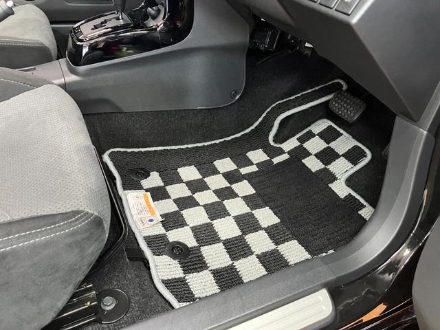 コペンＧＲ　スポーツオープンカー　二人乗　アクティブトップ　レカロ製スポーツシート　ＭＯＭＯ製ステアリングホイール　ＢＢＳ製鍛造１６インチアルミホイール　パドルシフト　ドラレコ　シートヒーター　キーフリー（神奈川県）の中古車