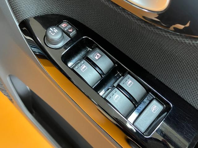 ムーヴカスタム　ＲＳ　ハイパーリミテッドＳＡIIIサポカーＳワイド適合　ドラレコ　パノラマモニター対応　ＵＳＢ接続端子　ステアリングスイッチ　Ｐスタート　運転席シートヒーター　アイドリングストップ　電動格納ミラー　オートハイビーム　ＥＴＣ　キーフリー（神奈川県）の中古車