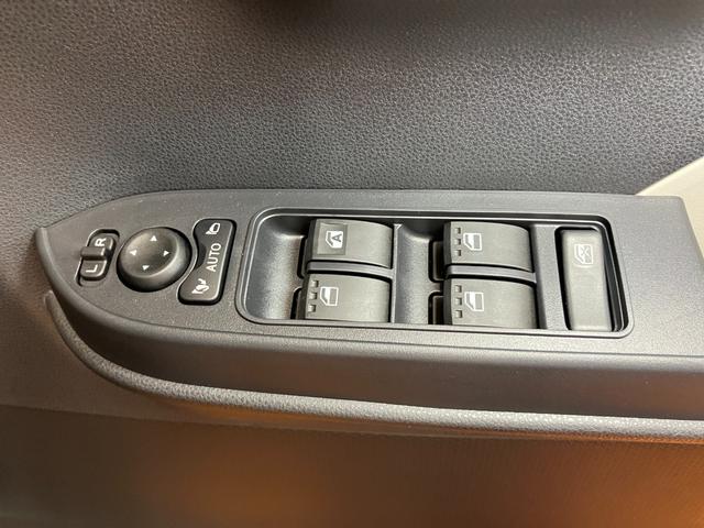 タントLサポカーSワイド適合 ミラクルオープンドア 両側スライドドア ステアリングスイッチ コーナーセンサー Pスタート アイドリングストップ 横滑り防止機能 誤発進抑制機能 キーフリー(神奈川県)の中古車