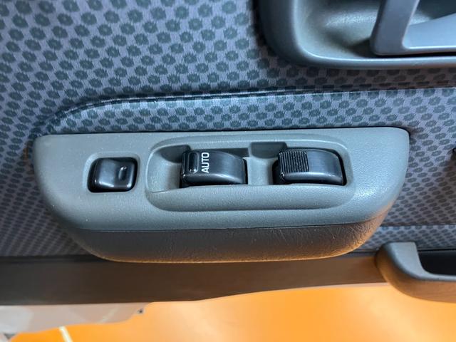 ハイゼットトラックＥＸＴ三方開　オーディオ　エアコン　光軸調整ダイヤル　ＥＴＣ　パワーウインドウ　荷台作業灯　キーレス（神奈川県）の中古車