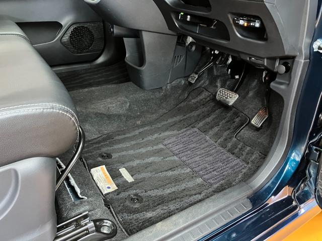 ムーヴカスタム　ＲＳ　ハイパーリミテッドＳＡIIIサポカーＳワイド適合　ドラレコ　パノラマモニター対応　ステアリングスイッチ　ＵＳＢ接続端子　Ｐスタート　運転席シートヒーター　アイドリングストップ　電動格納ミラー　オートハイビーム　ＥＴＣ　キーフリー（神奈川県）の中古車