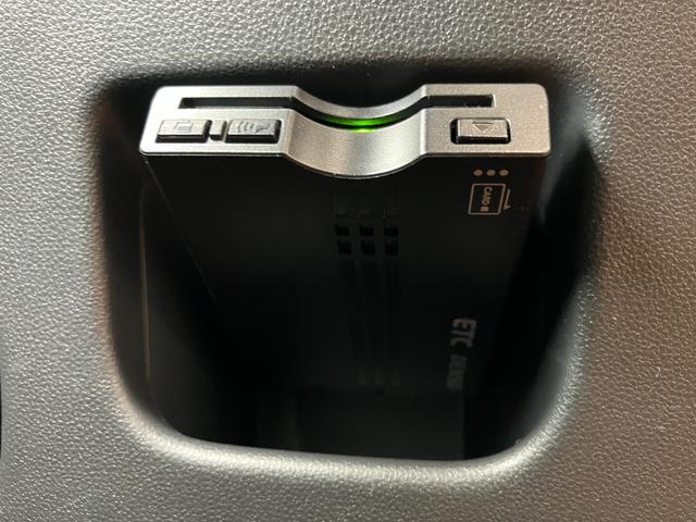 ムーヴカスタム　Ｘリミテッド　ＳＡIIIサポカーＳワイド適合　ドラレコ　パノラマモニター対応　ステアリングスイッチ　ＵＳＢ接続端子　Ｐスタート　運転席シートヒーター　アイドリングストップ　誤発進抑制機能　オートハイビーム　ＥＴＣ　キーフリー（神奈川県）の中古車