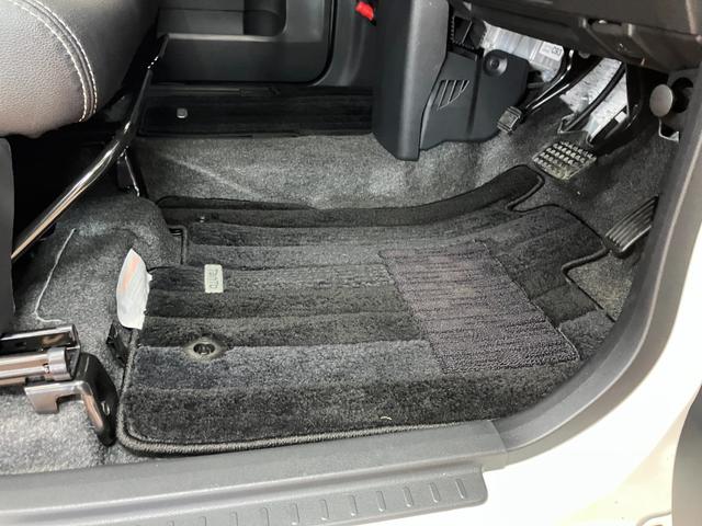 タントカスタムＲＳ　トップエディションリミテッドＳＡIIIサポカーＳワイド適合　ミラクルオープンドア　パノラマモニター対応　両側オートスライドドア　ＥＴＣ　ドラレコ　ステアリングスイッチ　運転席シートヒーター　ＵＳＢ接続端子　電動格納ミラー　キーフリー（神奈川県）の中古車