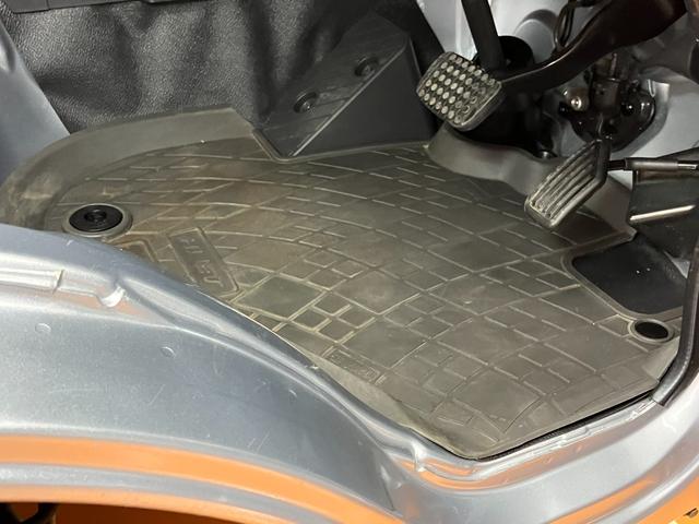 ハイゼットトラックエクストラＳＡIIIｔ４ＷＤ　サポカーＳワイド適合　ドラレコ　三方開　ゴムマット　ナビ　エアコン　ＵＳＢ接続端子　荷台作業灯　ＥＴＣ　パワーウインドウ　キーフリー（神奈川県）の中古車